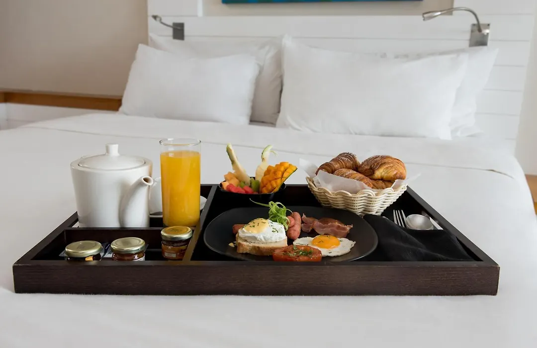 Radisson Blu Poste Lafayette Resort & Spa (Adults Only)-1